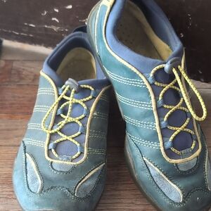 L.L. Bean Teal and Yellow Kids Athletic Shoes